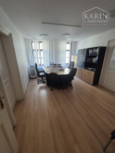 Prenájom-Administratívne priestory  25 m2 a 50 m2 - Na vŕšku -  Bratislava Staré mesto