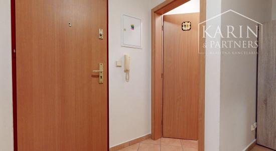 3-izbový byt s balkónom v centre obce Zohor | Školská ulica