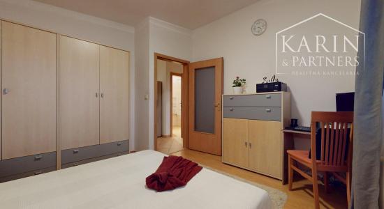 3-izbový byt s balkónom v centre obce Zohor | Školská ulica