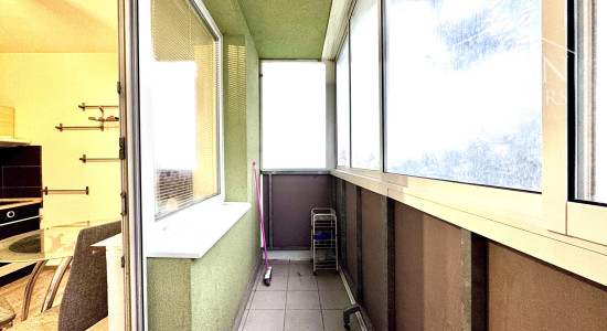 Väčší zrekonštruovaný 2-izbový byt s loggiou, Holíč - D. Rapanta