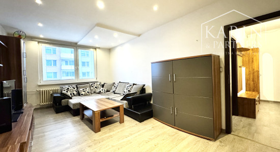 Väčší zrekonštruovaný 2-izbový byt s loggiou, Holíč - D. Rapanta