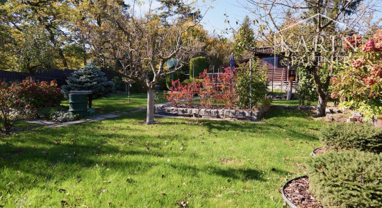 Stavebný pozemok Rača 399 m² – tichá lokalita pri lese, Pekná cesta, Bratislava