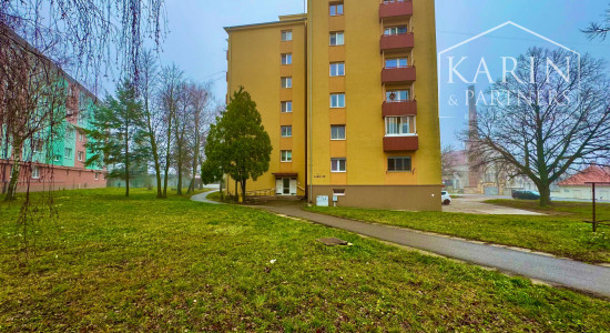 PRIESTRANNÝ 2i BYT, MIRKA NEŠPORA, HOLÍČ