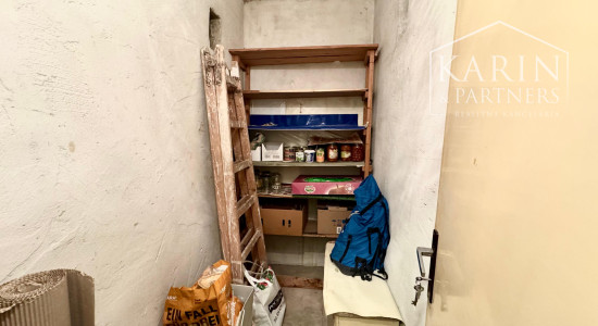 PRIESTRANNÝ 2i BYT, MIRKA NEŠPORA, HOLÍČ