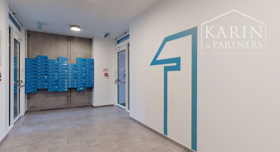 REZERVOVANÝ KOMPLETNE VKUSNE ZARIADENÝ 1I BYT S BALKÓNOM | SLNEČNICE POP