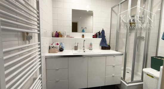 Predáme 3 izbový byt so šatníkom, komorou a balkónom, sídlisko Prednádražie, Nové Zámky