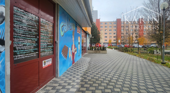 Prenájom – Reštauračné priestory 350 m2 v obchodnom centre – Petržalka – BA V