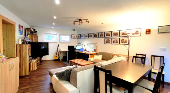 Rodinný dom 6izbový po kompl.rekonštrukcii, Nové Zámky