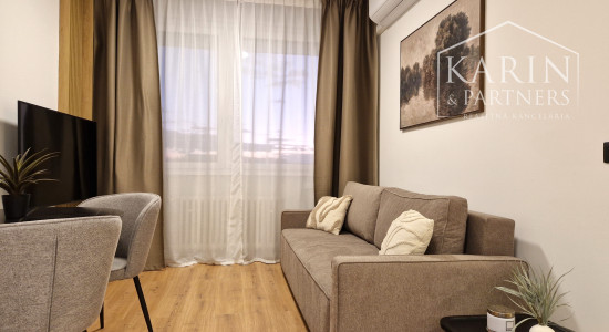 2-IZBOVÝ BYT S PARKOVANÍM  NA KRAMÁROCH