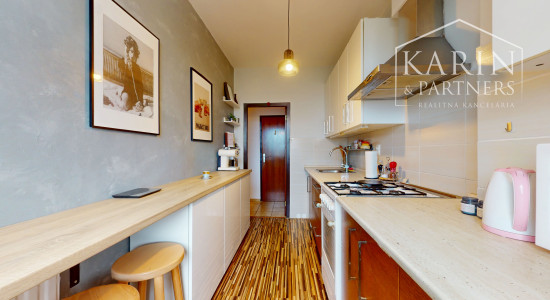 Zrekonštruovaný 3 IB - Zrkadlový háj, Petržalka