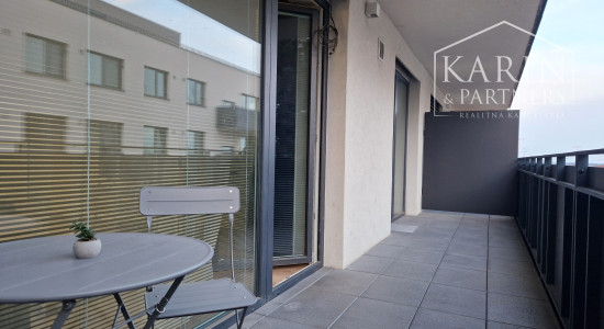 2-IZBOVÝ BYT S PARKOVANÍM  NA ZAČIATKU ROVINKY