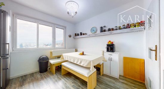 REZERVOVANÉ! Veľkorysý 4-izbový byt po rekonštrukcii na Pribinovej: Ideálny domov pre vašu rodinu