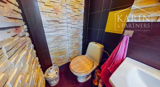 REZERVOVANÉ! Veľkorysý 4-izbový byt po rekonštrukcii na Pribinovej: Ideálny domov pre vašu rodinu