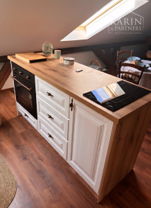 Bývanie s príbehom: Priestranný podkrovný byt v historickom dome Vincentiek