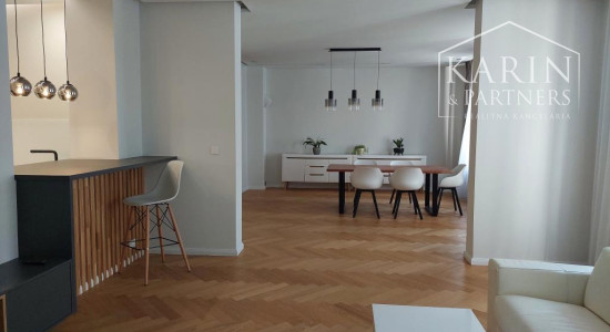 Staré Mesto - veľkometrážny reprezentatívny byt 167 m2, ul. Cintorínska