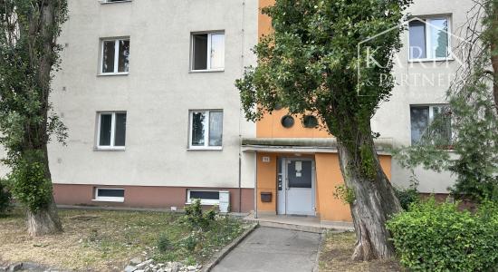 Šikovný 2 izbový byt na Riazanskej ul.