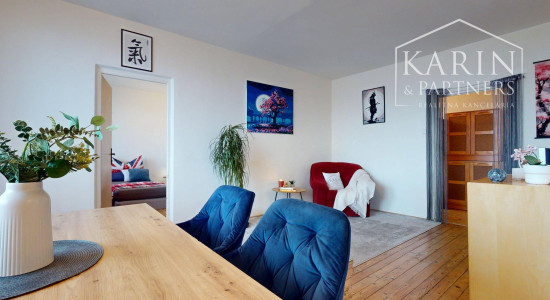 PRIESTRANNÝ A SVETLÝ 3I BYT S VEĽKOU ZASKLENOU LODŽIOU A PIVNICOU