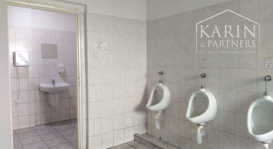 Prenájom dvojkancelária/ viacúčelové miestnosti s umývadlom 49 m2, ul. Stará Vajnorská, BA III., časť Jurajov dvor.