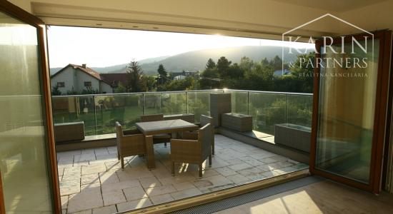 PRENÁJOM: Luxusná 5-izbová vila s výhľadom na Kamzík – Vinohrady- Nové mesto BA III