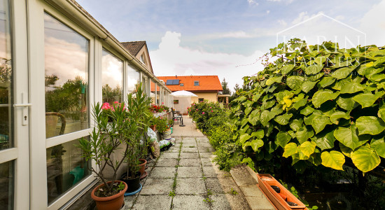 Predaj- Rodinný dom dvojgeneračný pozemok 1229m2 - Vajnory Bratislava