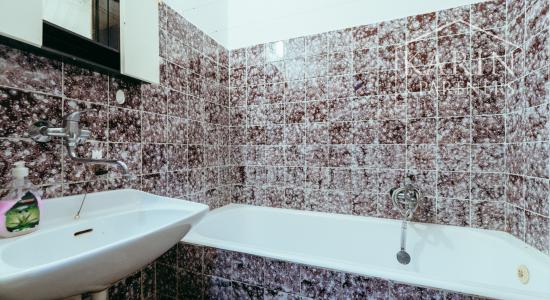 NA PRENÁJOM 2i BYT V MESTE HOLÍČ