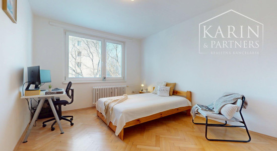 3-IZBOVÝ BYT PRI OC RETRO, RUMANČEKOVA ULICA