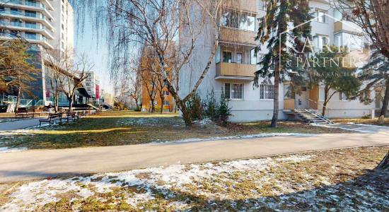 3-IZBOVÝ BYT PRI OC RETRO, RUMANČEKOVA ULICA