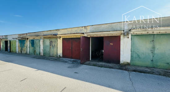 NA PREDAJ GARÁŽ – HOLÍČ, ULICA PRI ŠTADIÓNE