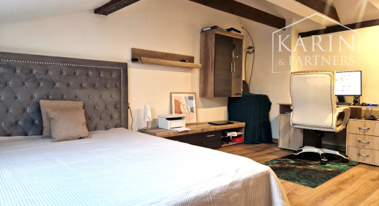 Zariadený 3 izbový byt s parkovaním v centre Rovinky