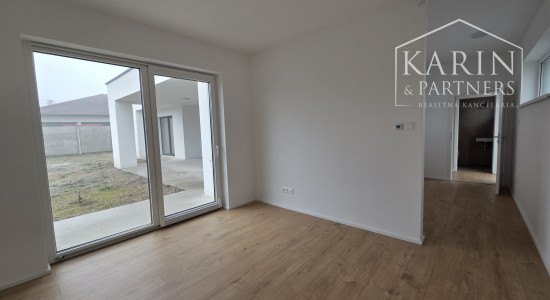 NOVOSTAVBA Moderný 4-izbový bungalov, Veľké Blahovo-Dunajská Streda