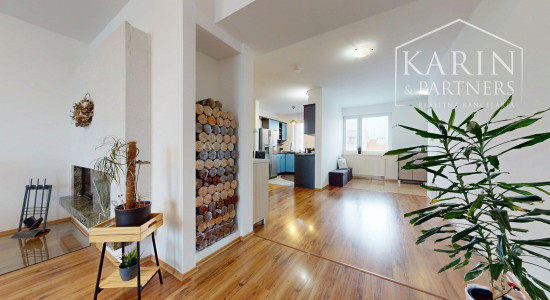 VÝNIMOČNE PRIESTRANNÝ A SVETLÝ 4I BYT S KRBOM A 2 BALKÓNMI