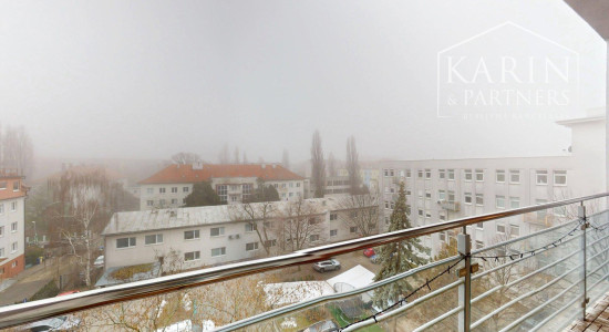 VÝNIMOČNE PRIESTRANNÝ A SVETLÝ 4I BYT S KRBOM A 2 BALKÓNMI