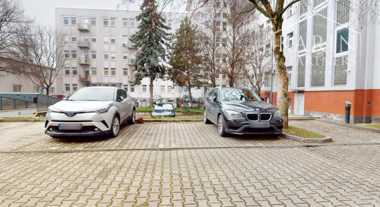 VÝNIMOČNE PRIESTRANNÝ A SVETLÝ 4I BYT S KRBOM A 2 BALKÓNMI