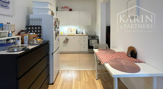 2-izbový byt, Staré Mesto, 750 EUR vr. energií