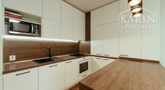 PRENÁJOM LUXUSNÉHO 2-IZBOVÉHO BYTU V SKALICI