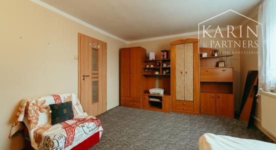 PREDAJ: 5-IZBOVÝ RODINNÝ DOM V SKALICI