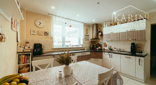 PREDAJ: 5-IZBOVÝ RODINNÝ DOM V SKALICI