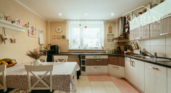 PREDAJ: 5-IZBOVÝ RODINNÝ DOM V SKALICI