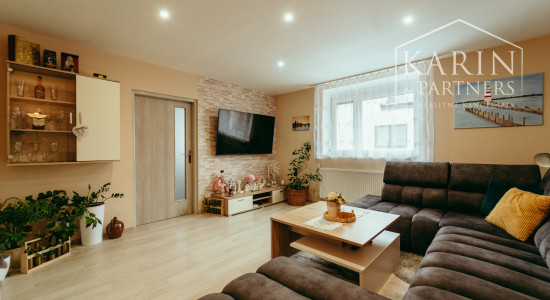 PREDAJ: 5-IZBOVÝ RODINNÝ DOM V SKALICI