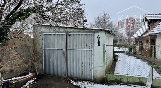 PRENÁJOM: 3-IZBOVÝ RODINNÝ DOM S VEĽKOU ZÁHRADOU – HOLÍČ