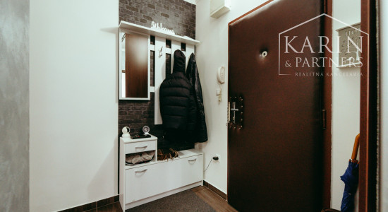 3i zrekonštruovaný, kompletne zariadený byt v centre mesta Malacky