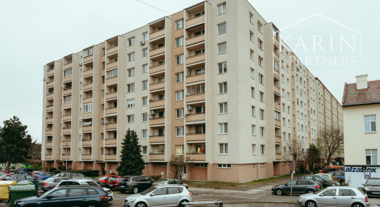 3i zrekonštruovaný, kompletne zariadený byt v centre mesta Malacky