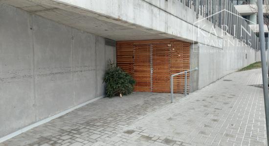 Zariadený 2 izbový byt s parkovaním v garáži a skladom - rezidenčný komplex Čerešne