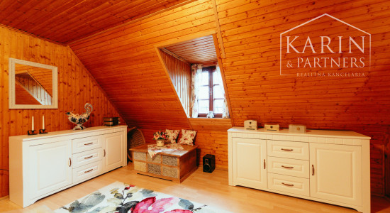 Štýlový 4 izbový rodinný dom kúsok od borovicových lesov