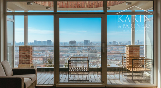 Veľkomtrážna vila pod Slavínom na prenájom