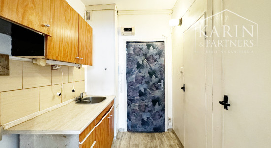 Zariadená útulná garsónka vo výbornej lokalite, L. Svobodu