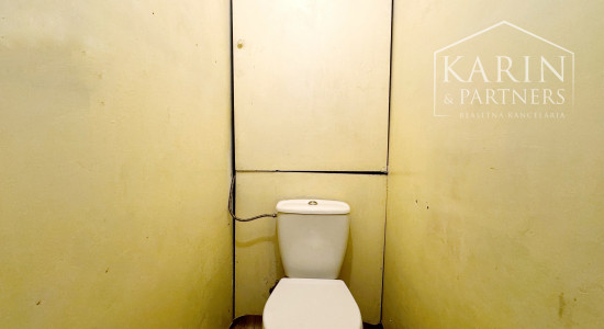 Zariadená útulná garsónka vo výbornej lokalite, L. Svobodu