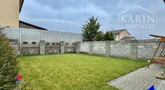 Váš nový domov bez starostí: Krásny poschodový dom z roku 2011 v obľúbenej lokalite Krivé Kúty