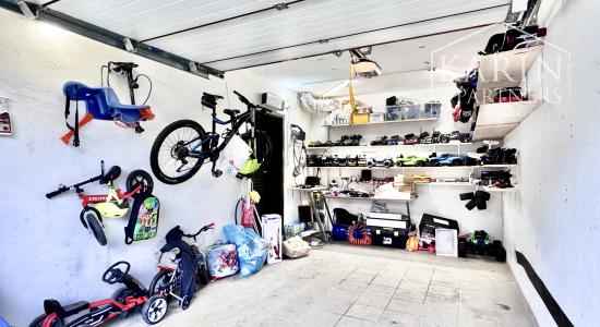 Váš nový domov bez starostí: Krásny poschodový dom z roku 2011 v obľúbenej lokalite Krivé Kúty