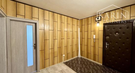 PRENÁJOM PRIESTRANNÉHO 2i BYTU V HOLÍČI